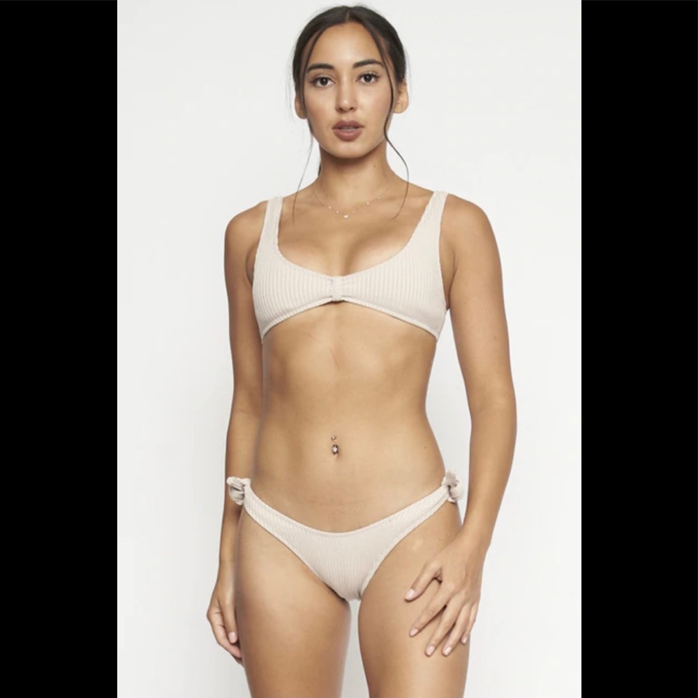 Sandshell 2 Piece Swimsuit